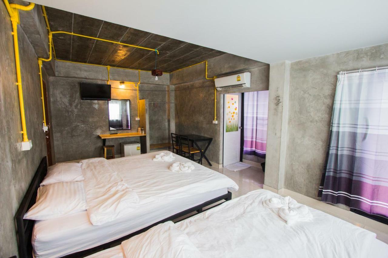 The Sky Loft Hotel Pathum Thani Ngoại thất bức ảnh